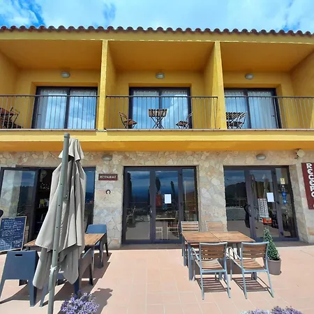 Habitacions Cor De Prades 3*