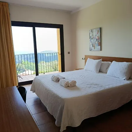 Habitacions Cor De Prades 3* Mont-ral